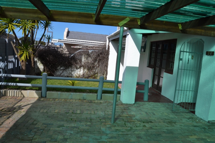 3 Bedroom Property for Sale in Strandfontein Western Cape